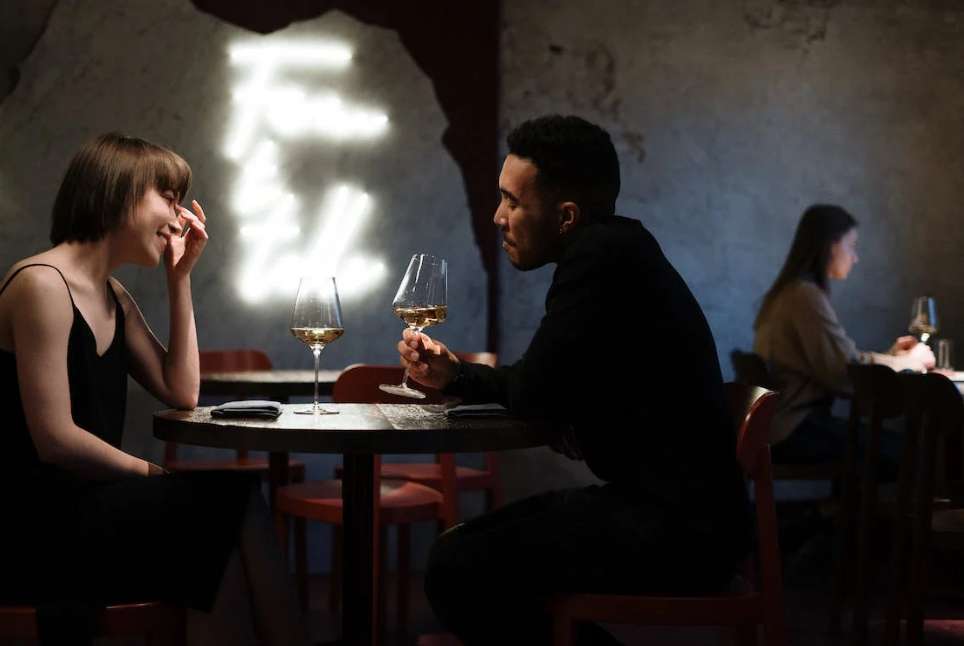 Dinner, a Movie… and a Gamble? Ideas for First Dates That Go Beyond the Norm in Newcastle upon Tyne