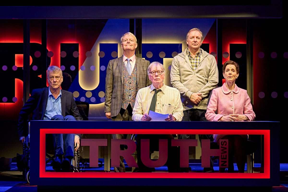 10 THINGS YOU NEVER KNEW ABOUT DROP THE DEAD DONKEY in Newcastle upon Tyne