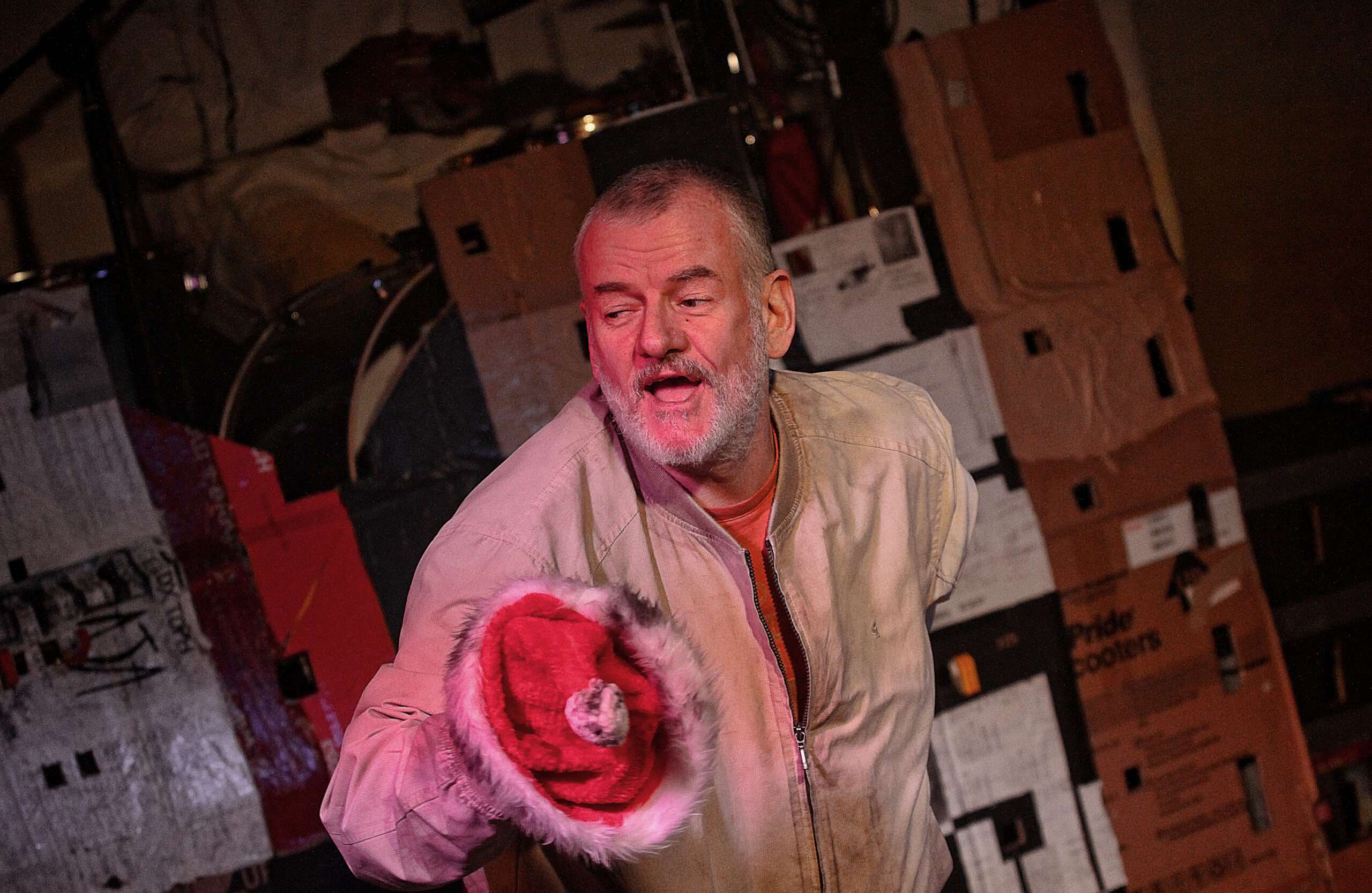 CRACKING CREATIVE TEAM DELIVER FESTIVE FABLE PRESENT TO LIVE THEATRE THIS DECEMBER in Newcastle upon Tyne